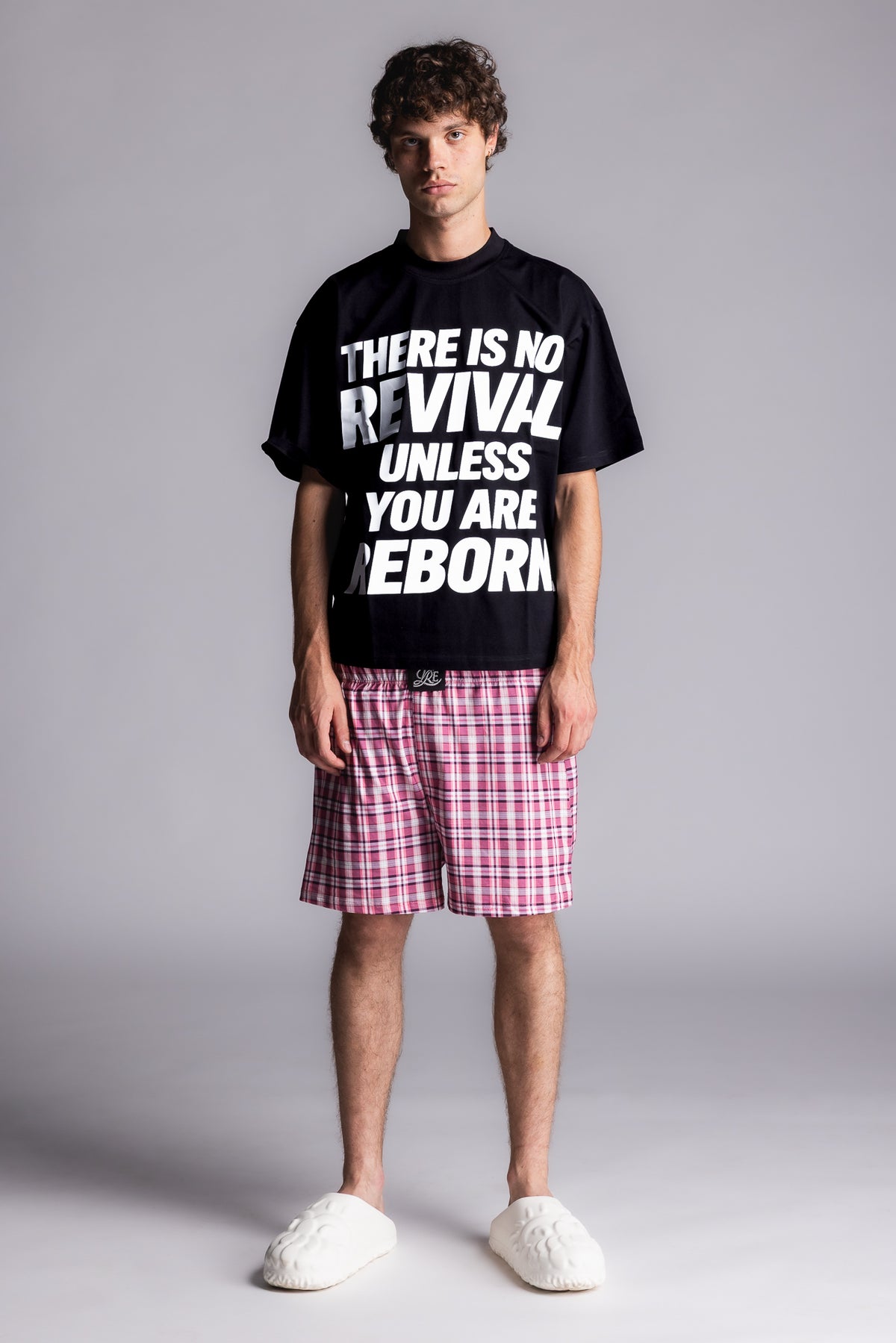 REVIVAL TEE // BLACK