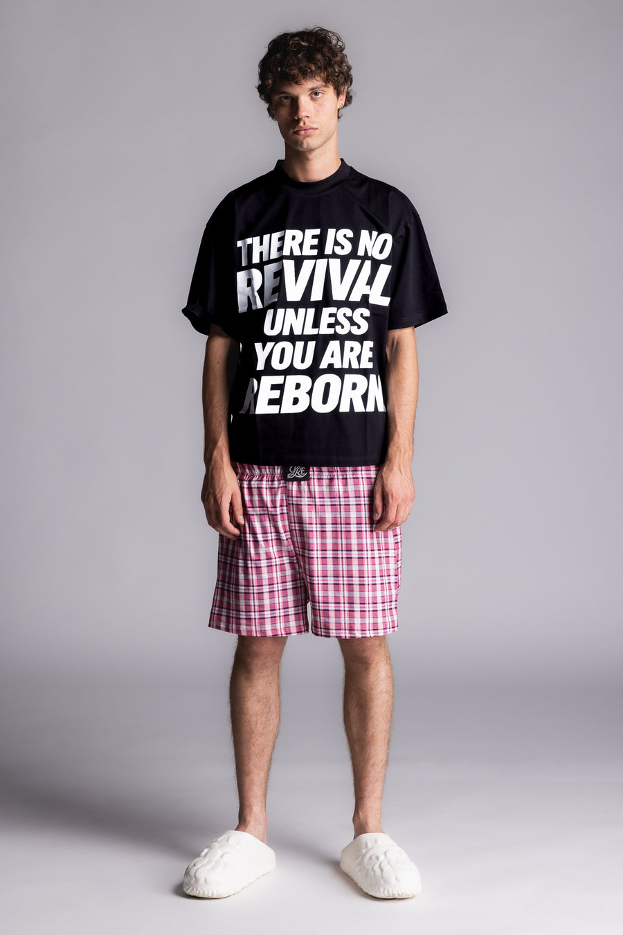 REVIVAL TEE // BLACK